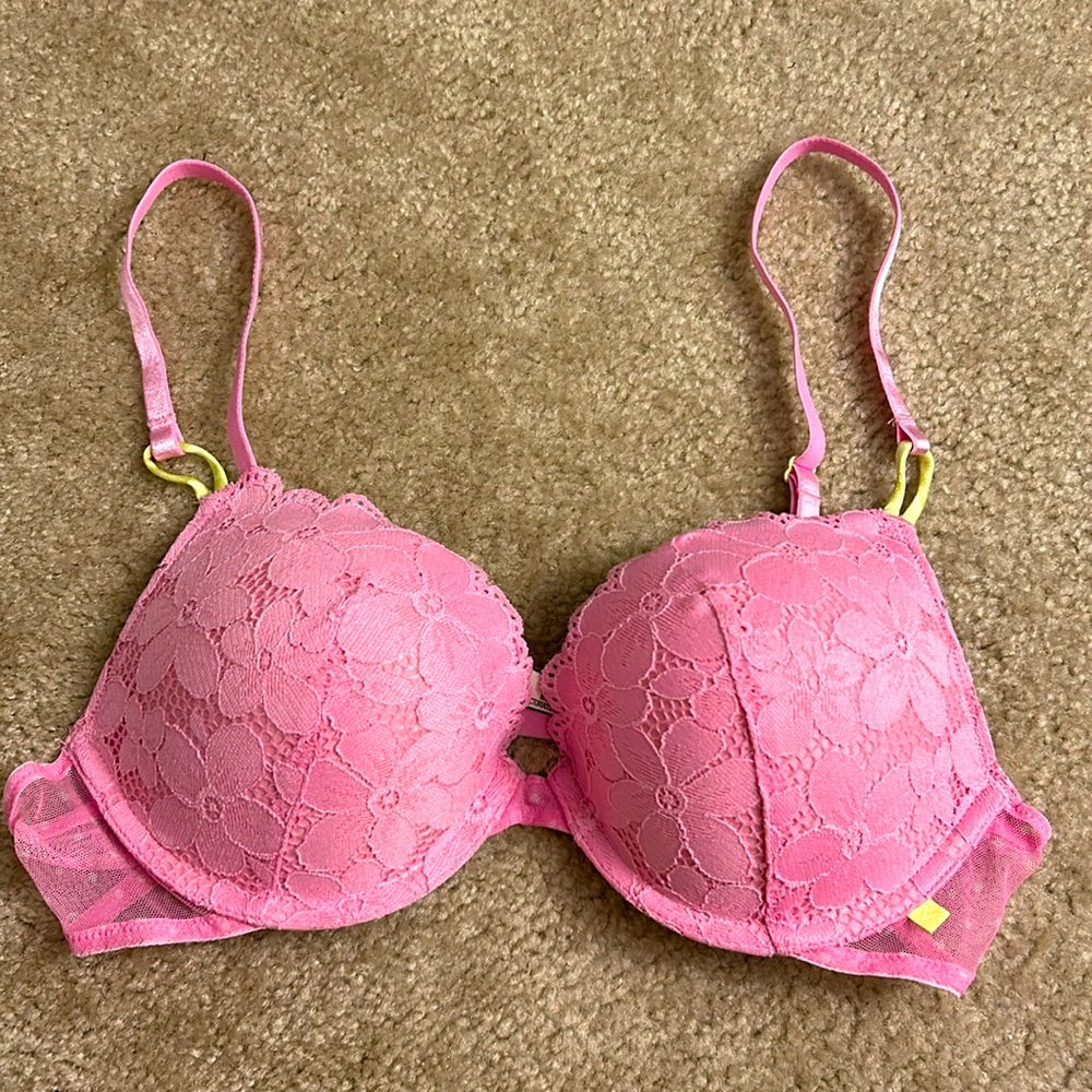 Victoria secret push-up bra